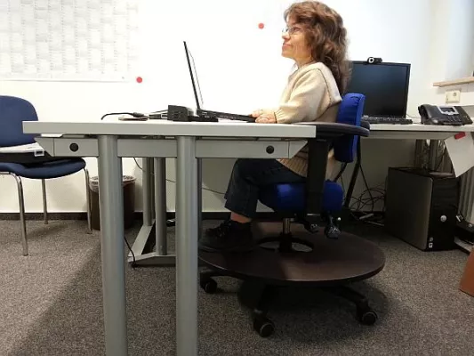 Bild: DAVID - Ergonomischer Bürodrehstuhl für Menschen mit Kleinwuchs II