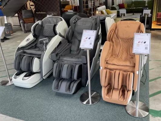 Bild: Massagesessel Welt erobert Bayern: Probesitzen im Münchner Showlofts bietet Erweiterung des Onlinehandels