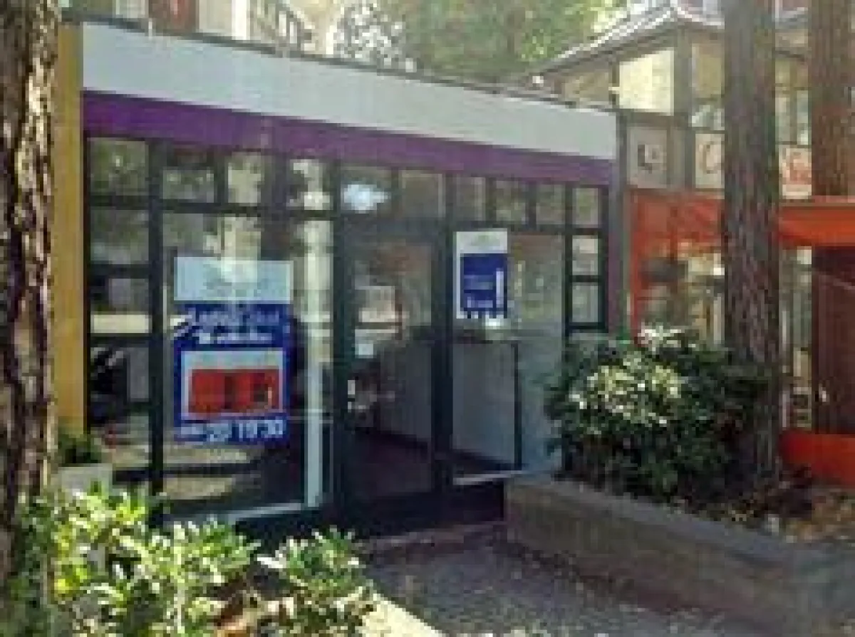 Das Ladenlokal in dem Wohn-/Geschäftshaus 