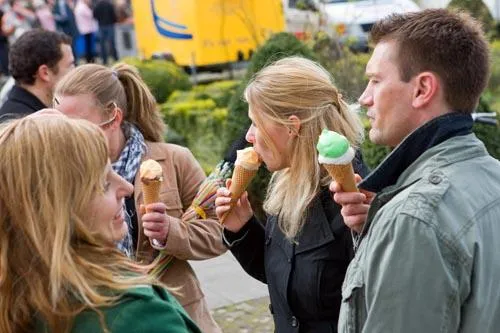Frühlingserwachen am Osterwochenende - Marina-Markt startet in die neue Saison Bild: Frühlingserwachen am Osterwochenende - Marina-Markt startet in die neue Saison
