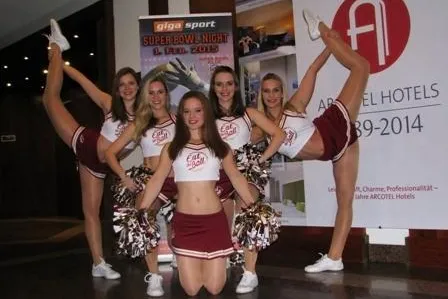 Patriots vs. Seahawks - Giga Sport SUPER BOWL NIGHT 2015 im ARCOTEL Wimberger Bild: Patriots vs. Seahawks - Giga Sport SUPER BOWL NIGHT 2015 im ARCOTEL Wimberger
