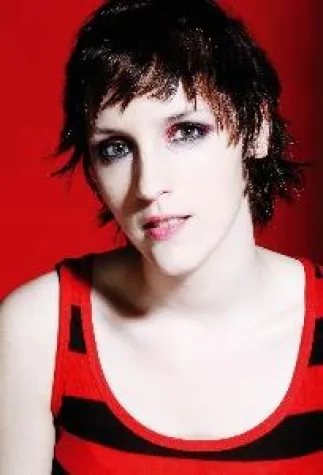 Bild: GIGA kürt Summer Song: „Fast wie Sommer“ von Kira