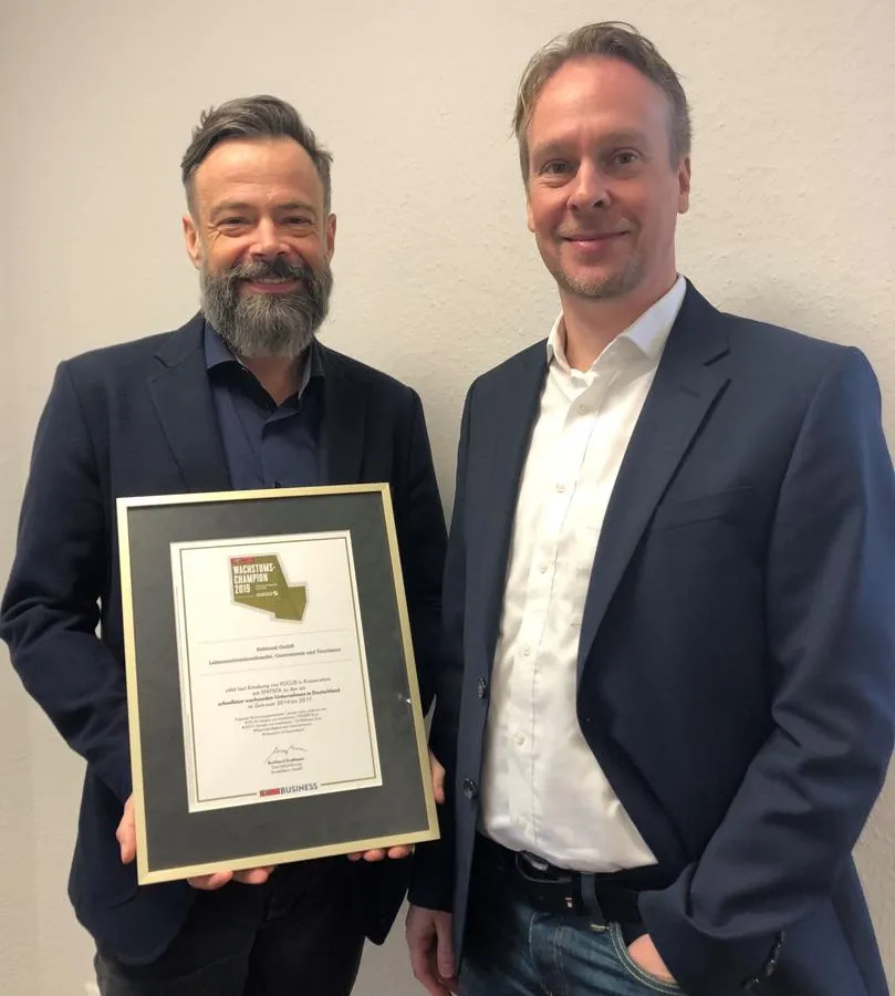 Die Unternehmensleiter Klaus Richter und Oliver Kohl freuen sich sehr über die erneute Auszeichnung.