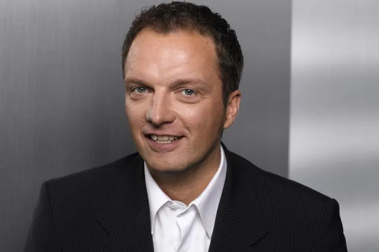 Bild: Neuer Steuermann für den PlusServer-Vertrieb – Martin Willenbrock ist an Bord