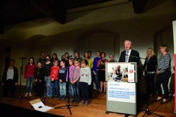 Bild: Verantwortung für junge Familien mit Kindern übernehmen