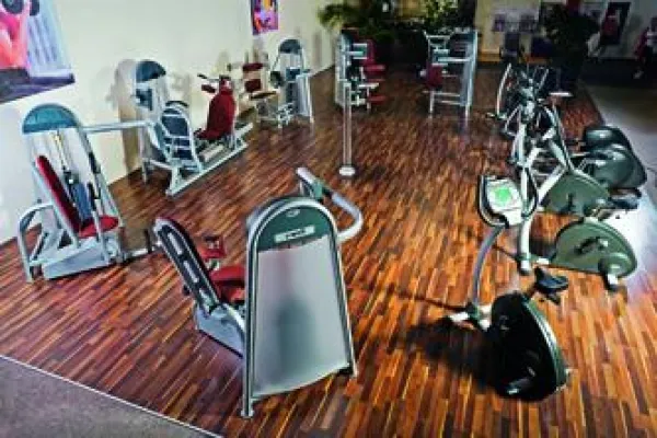 Bild: Medical Fitness unter einem Dach - proxowell zeigt sich mit proxomed, MFT und FreeMotion auf der FIBO 2009