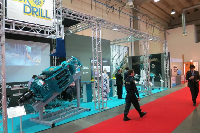 Bild: EURODRILL mit vier neuen Produkten erfolgreich auf der GEOFLUID in Italien