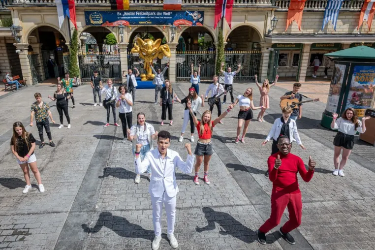 Bild: Italienisches Musikprojekt Vita gewinnt 14."Welcome To Europe" Songcontest!