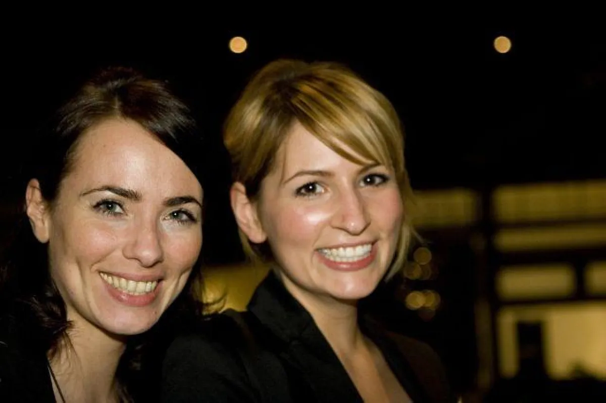 Sabine Titlbach und Ebru Sahin - Geschäftsführerinnen der Sales AD GmbH