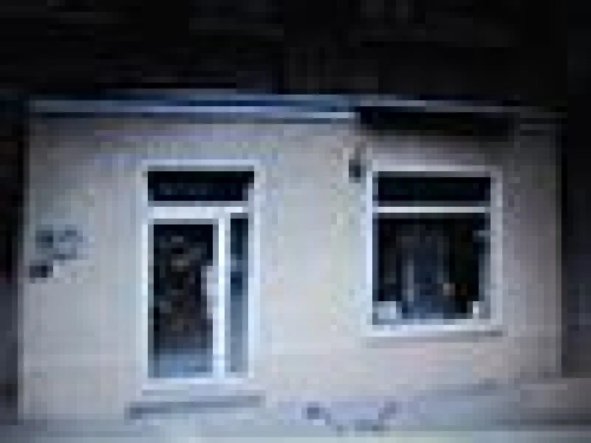 The idling Gallery Scharnweberstraße 56, Berlin Friedrichshain