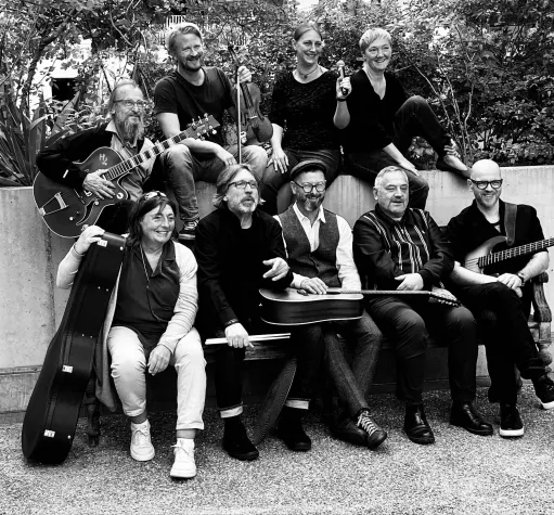 Bild: Klang der stillen Nacht — wenn Popmusik die Feiertage entzaubert