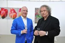 Der Hamburger Künstler Jean-Pierre Kunkel präsentierte sich auf seiner ersten Vernissage Bild: Der Hamburger Künstler Jean-Pierre Kunkel präsentierte sich auf seiner ersten Vernissage