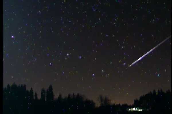 Bild: UFO-Forscher und die NASA warnen vor dem Tauriden-Meteorschwarm