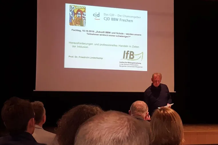 Bild: Fach Tag zum Thema: Zukunft Berufsbildungswerk und Schule