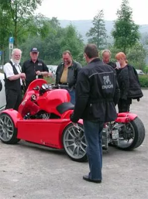 Bild: Daniel Düsentriebe der Neuzeit - Geballte Ladung genialer Motorrad-Konstrukteure