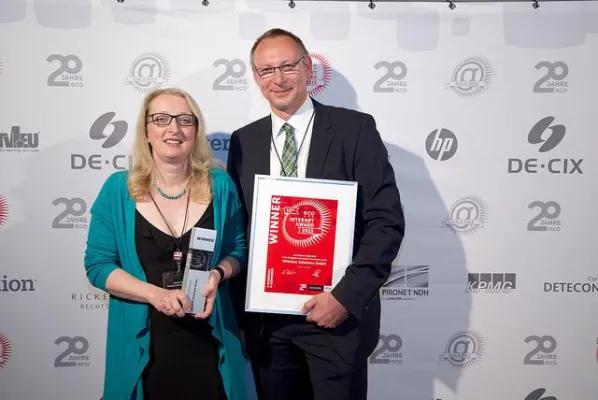 Bild: Webdata Solutions erhält eco Internet Award 2015 in der Kategorie E-Commerce