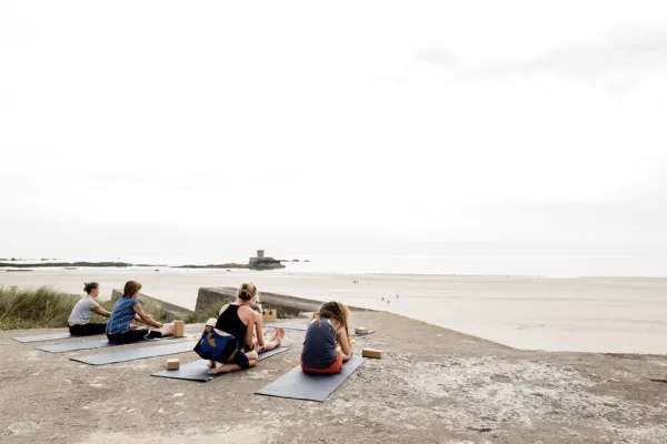 Bild: Bunker-Yoga: Wie Jersey mit seinem deutschen Erbe umgeht