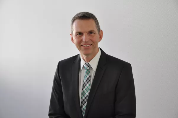 Marko Gögelein ist der neue Ansprechpartner im SCHAKO Außendienst für Berlin und Brandenburg Bild: Marko Gögelein ist der neue Ansprechpartner im SCHAKO Außendienst für Berlin und Brandenburg