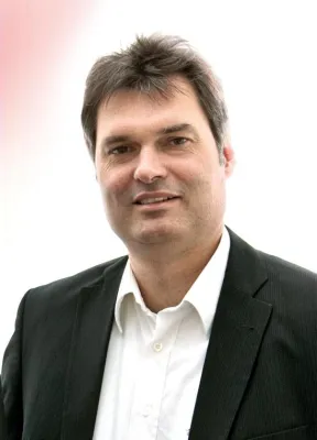 Bild: shipcloud freut sich über den 1000sten Kunden