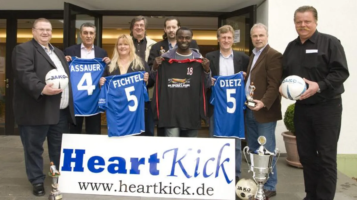 Ludger Wilkinghoff, Rudi Assauer, Ilona Rode, Ulrich Serowy, Dirk Ukowski, Souleyman Sanè, Klaus Fichtel, Bernard Dietz und Peter Schöne.