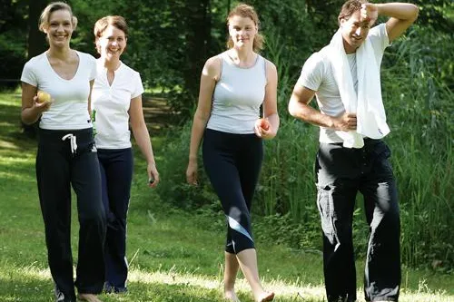 Im Trend: Mit Weiterbildungen für Gesundheit, Wellness und Entspannung zum Traumberuf Bild: Im Trend: Mit Weiterbildungen für Gesundheit, Wellness und Entspannung zum Traumberuf