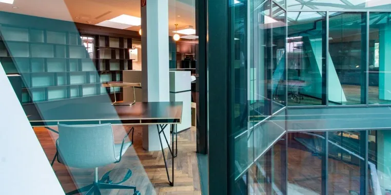 Das Büro als Objekt der Begierde: Museum Angewandte Kunst in Frankfurt zeigt ausgezeichnete New-Work-Projekte Bild: Das Büro als Objekt der Begierde: Museum Angewandte Kunst in Frankfurt zeigt ausgezeichnete New-Work-Projekte