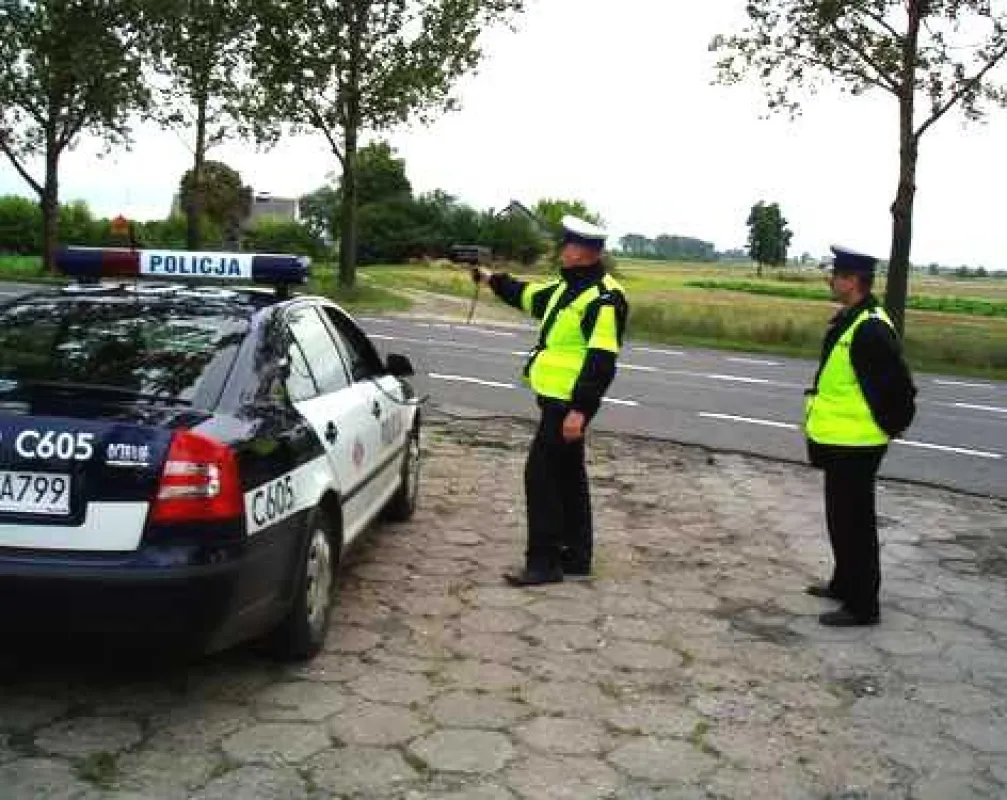 Polnische Polizei bei Kontrollen