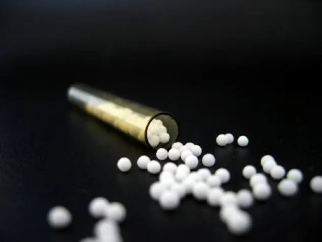 Bild: Aktion 10:23 - der Beweis: Homöopathie ist frei von gefährlichen Nebenwirkungen