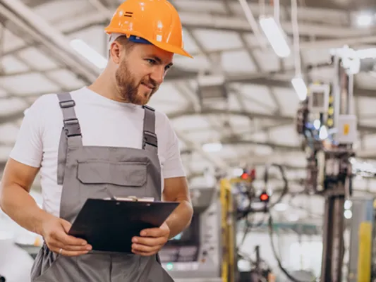 Regelmäßige Sichtkontrollen sind in der Wartung und Instandhaltung unerlässlich Bild: Regelmäßige Sichtkontrollen sind in der Wartung und Instandhaltung unerlässlich