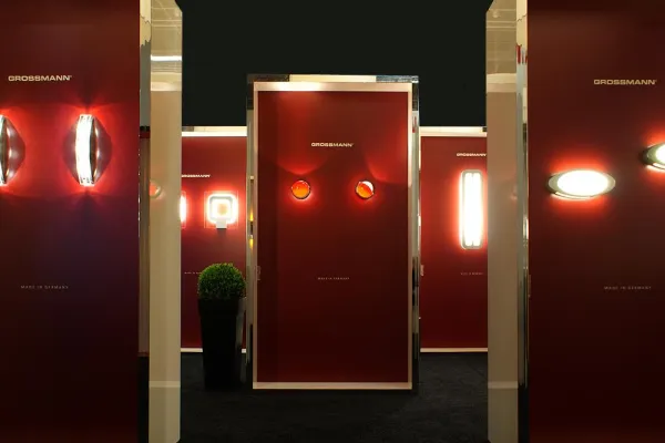 light+building 2010 – Erfolgreiche Messeteilnahme für GROSSMANN Leuchten Bild: light+building 2010 – Erfolgreiche Messeteilnahme für GROSSMANN Leuchten