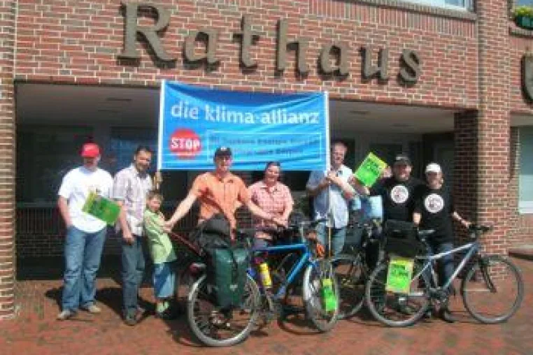 Bild: Radtour gegen neue Kohlekraftwerke an der Nordsee erfolgreich beendet