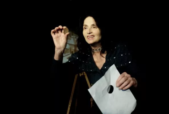 Bild: Beate Sarrazin inszeniert "Die Schneekönigin". Am 25.01.2015 im Theater Anderswo
