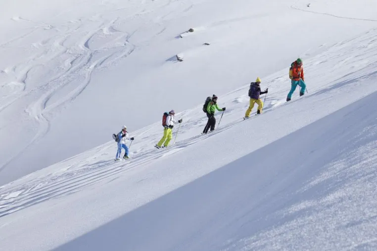 Bild: SNOWHOW Skitourenwochenenden für Einsteiger