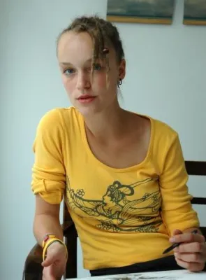 Bild: IM BLICK - KATI KREKLAU portraitiert Gäste der Galerie Carstensen in Hamburg