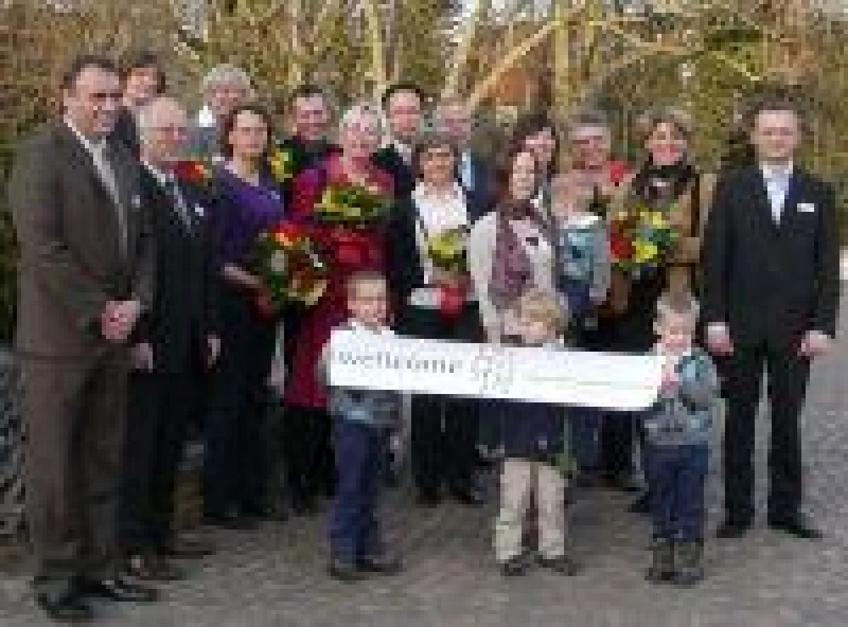 Gemeinsam eröffnete 