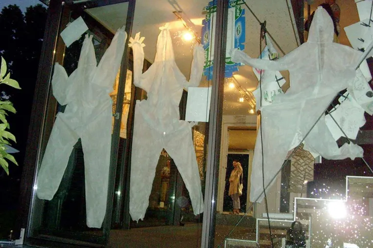 Bild: Adler AF in der Galerie Robert Weber