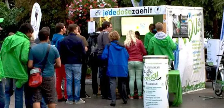„jede Dose zählt“ Festival Action 2014 Bild: „jede Dose zählt“ Festival Action 2014