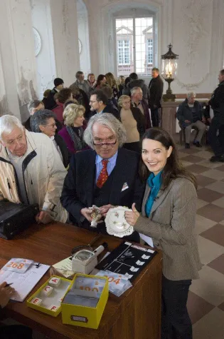 SWR "echt antik?!" kommt am 9./10. Februar 2008 ins Historische Kaufhaus nach Freiburg Bild: SWR "echt antik?!" kommt am 9./10. Februar 2008 ins Historische Kaufhaus nach Freiburg