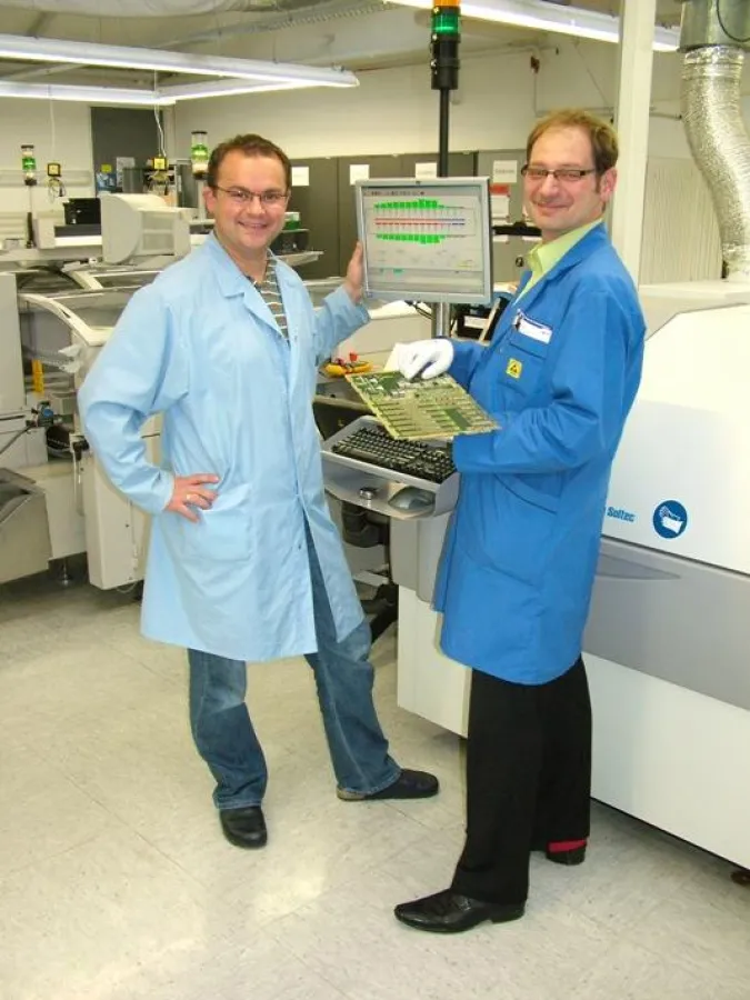 Für die koordinierte Fertigungsplanung bei Vierling ist Andreas Lebrecht (r.) zuständig.