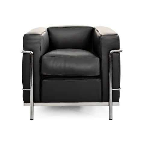 Bild: Cassina attackiert Webhändler midmodern.de