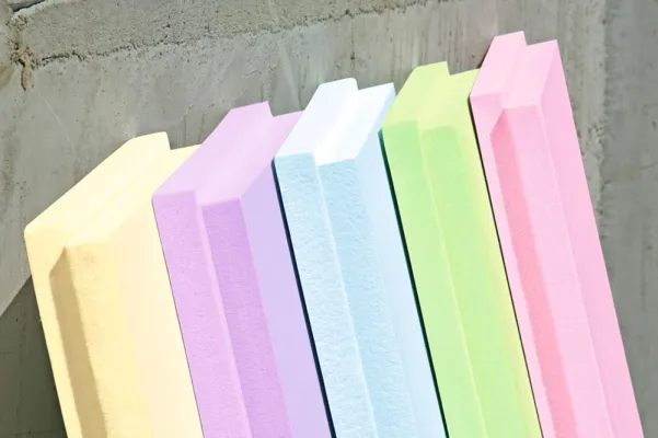 Neuer Wärme-Schutzmantel fürs Dach Bild: Neuer Wärme-Schutzmantel fürs Dach