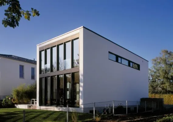 Bild: Energiesparende Architektur klar umgesetzt