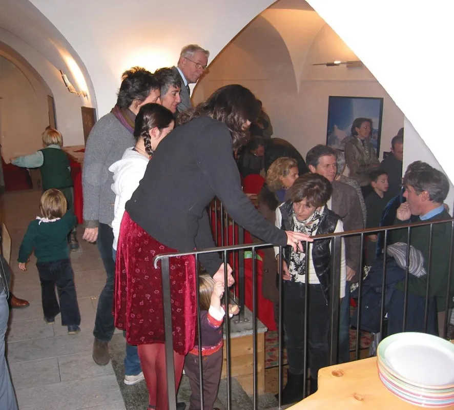 Vernissage in der Caverna des Kunst & Kultur Hotel Palazzo Mÿsanus