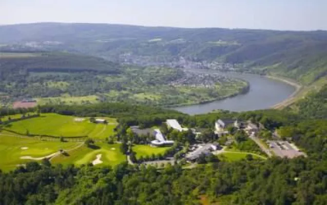 Bild: Hotel- & Golfresort Jakobsberg: Golfen in einzigartiger Atmosphäre