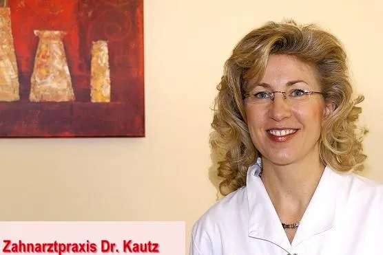 Ästhetische Zahnmedizin in Zahnarzt-Praxis in Berlin Lichterfelde Bild: Ästhetische Zahnmedizin in Zahnarzt-Praxis in Berlin Lichterfelde