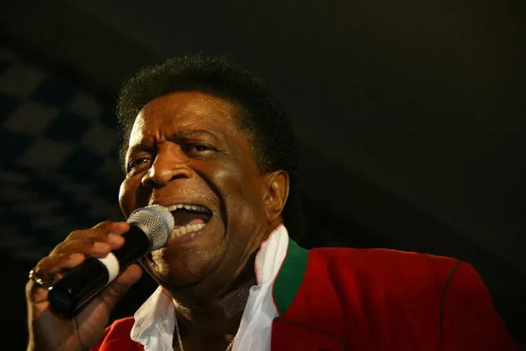 Bild: Roberto Blanco singt ein bisschen Sport muss sein