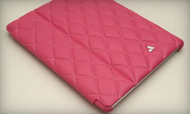 Bild: Matelasse – Klassische Haute Couture für das iPad 2