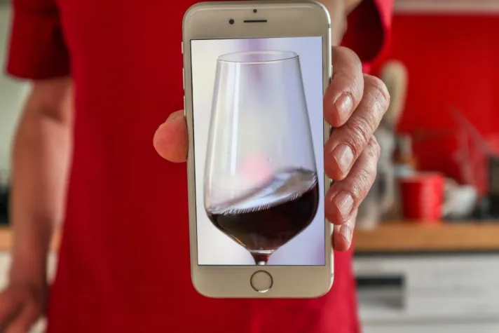 Den Weinabsatz fördern mit Online-Medien Bild: Den Weinabsatz fördern mit Online-Medien