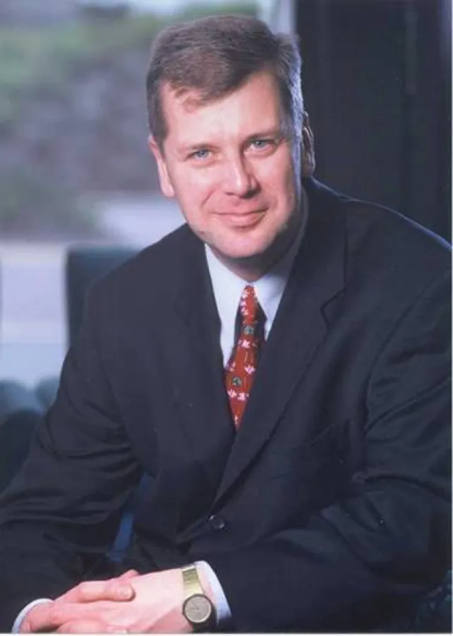 Bildmaterial zum Download erhalten Sie unter: www.harvard.de im Bereich Pressebüro oder direkt über Harvard PR.