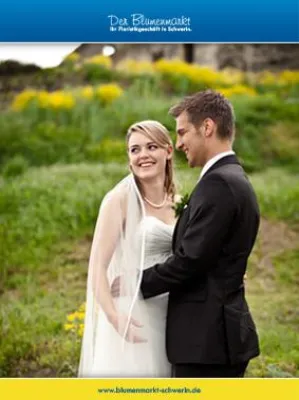 Bild: Die Wahl des passenden Hochzeitsschmucks.